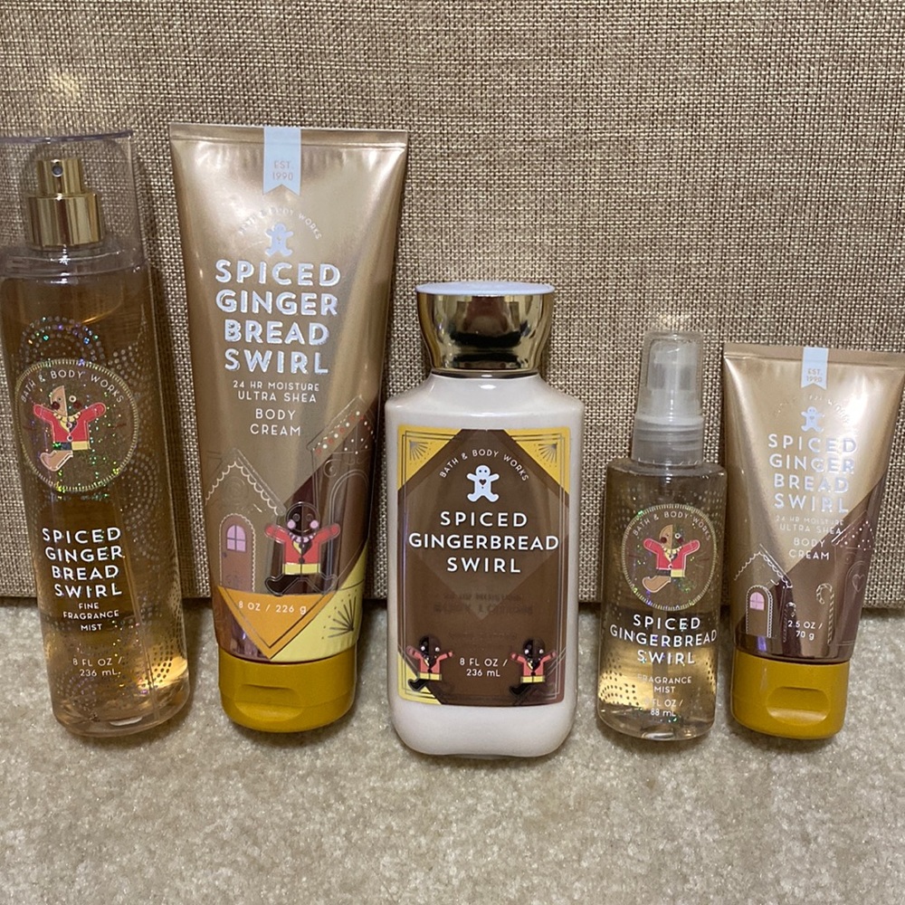 Spiced Gingerbread Swirl Bath and Body set